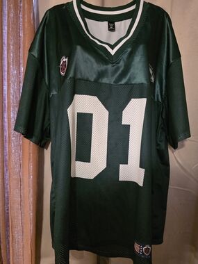 SHEIN Dark Green and White Striped Collar Sporty Jersey